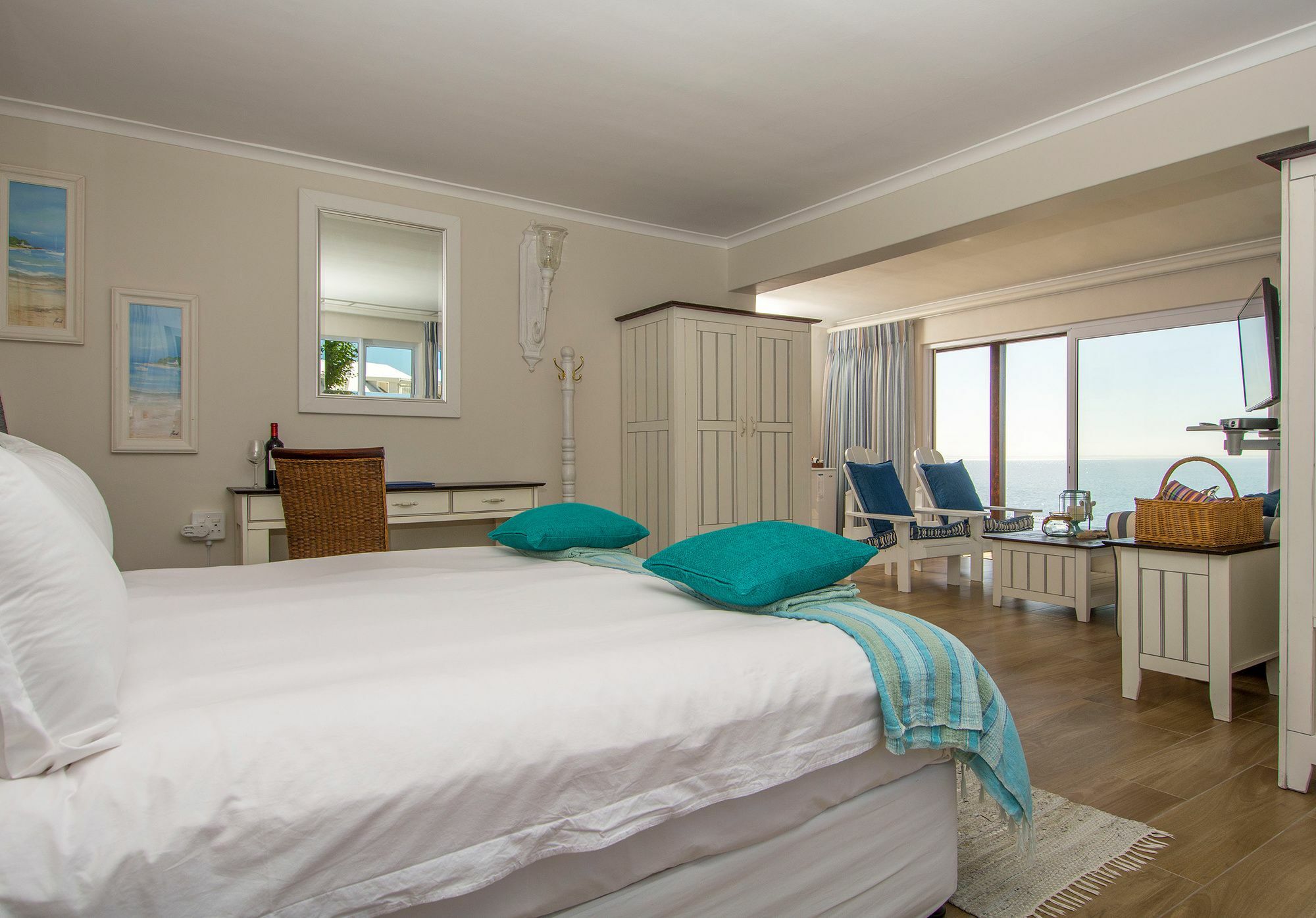 The Lookout 5*